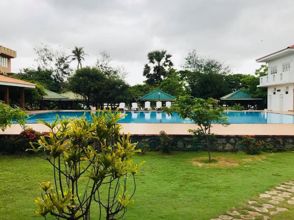 Chilaw City Hotel 니곰보 외부 사진